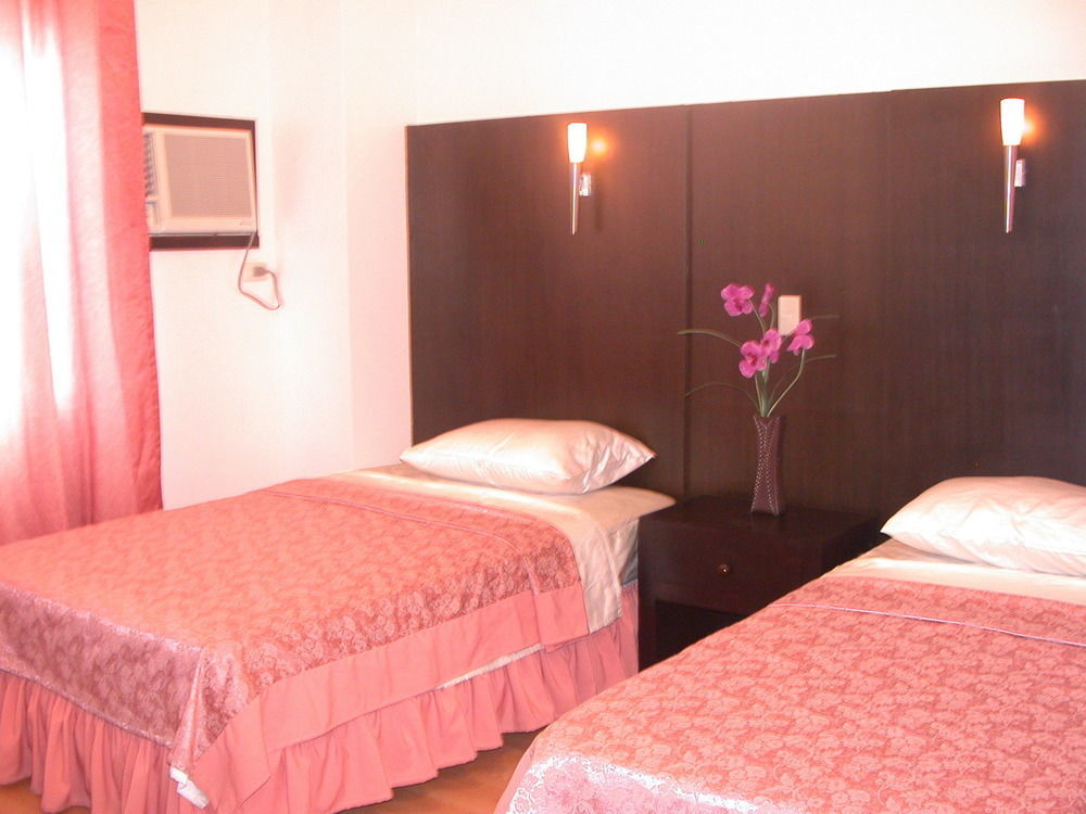 Basa Hotel Kalibo Eksteriør billede