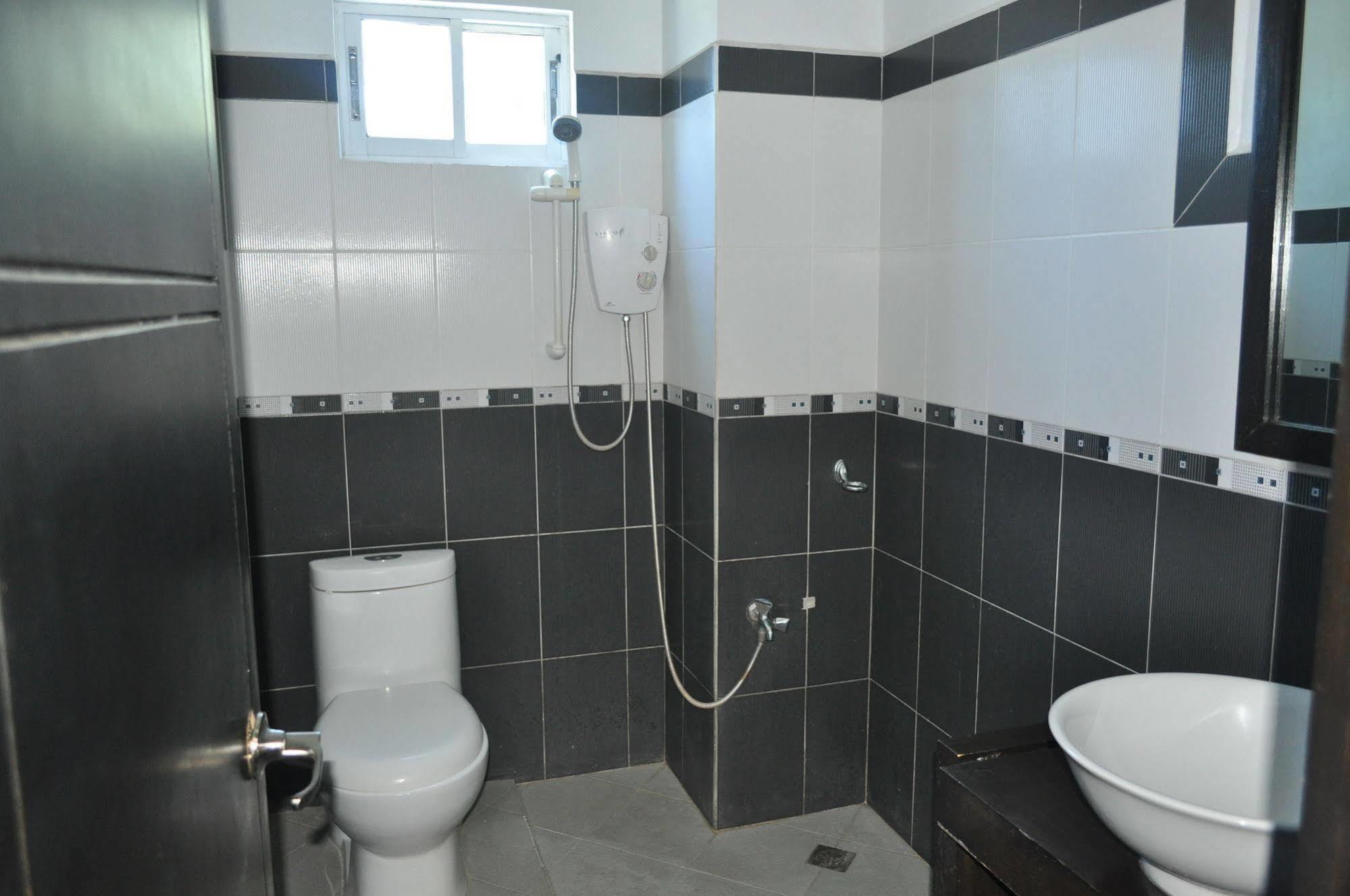 Basa Hotel Kalibo Eksteriør billede