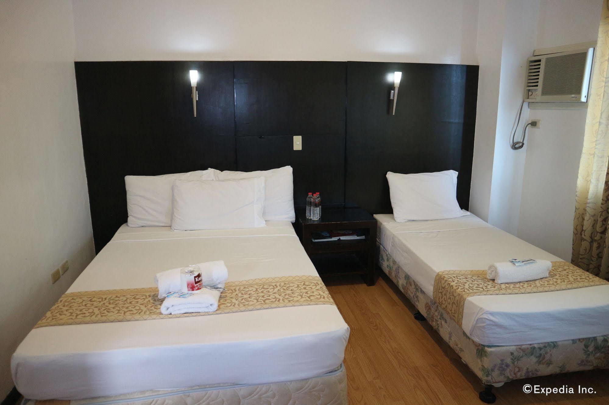 Basa Hotel Kalibo Eksteriør billede